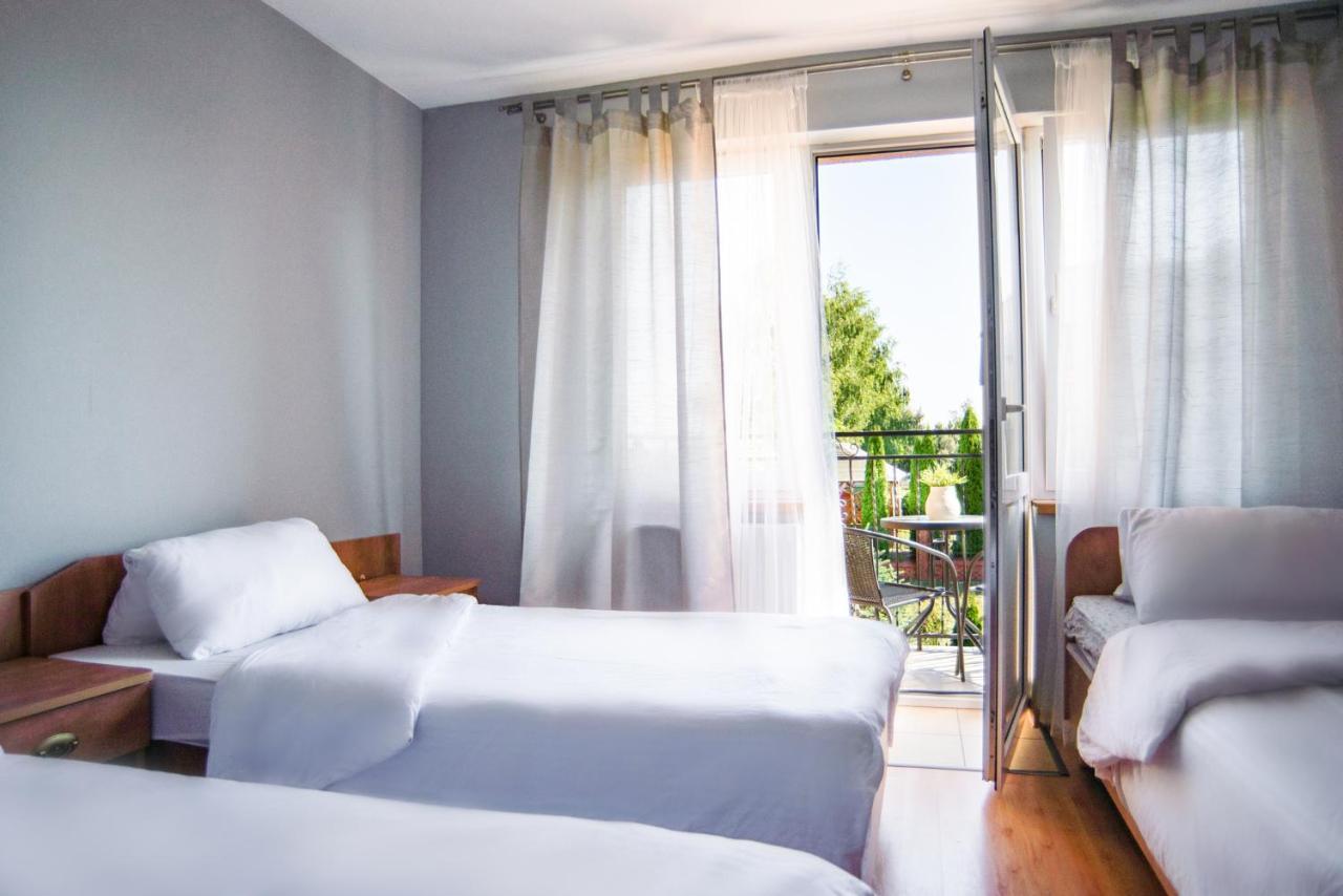 Promyk Hotel Ревал Екстериор снимка